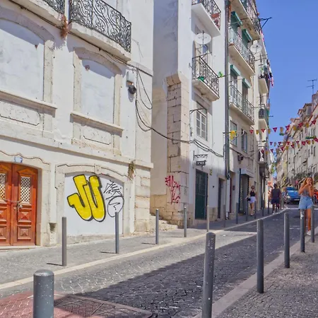 Apartment New! Duplex In The Heart Of Alfama *
