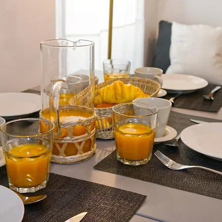 New! Duplex In The Heart Of Alfama 아파트 *
